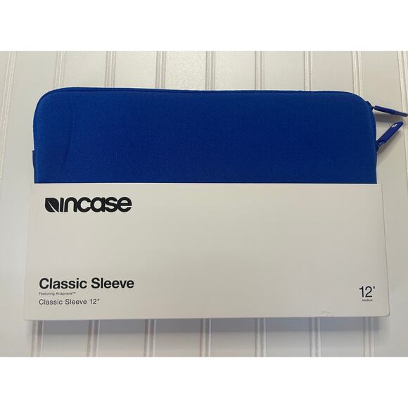 NIB NWT NEW Incase Classic Sleeve 12" MacBook Royal Blue - Picture 1 of 4